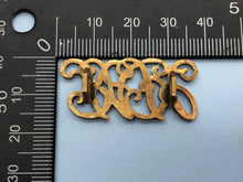 Lade das Bild in den Galerie-Viewer, Original WW1 British Army Royal Army Pay Corps Shoulder Title - The Militaria Shop