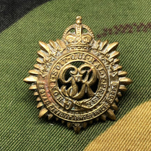 Load image into Gallery viewer, Original British Army Collar Badge - Royal Army Service Corps RASC - The Militaria Shop
