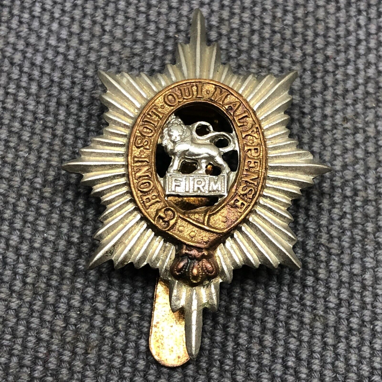Original WW2 British Army Cap Badge - Worcestershire Regiment - The Militaria Shop