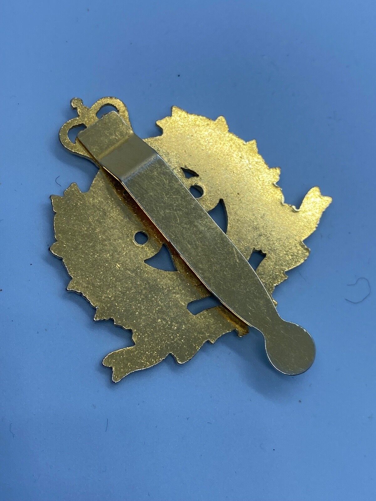 Original Canadian Army The Rocky Mountain Rangers Regiment Cap Badge - The Militaria Shop