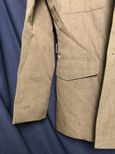 Lade das Bild in den Galerie-Viewer, Original British Army No.2 Dress Uniform Jacket - Grade 1 - Size 182/108/92 - The Militaria Shop