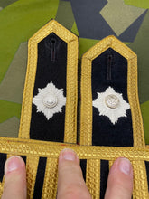 Load image into Gallery viewer, Original British Army Irish Guards Bandsman's Swallows Nest Epaulettes - The Militaria Shop