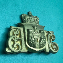 Load image into Gallery viewer, British Army Cap Badge - City of Edinburgh 1st Artillery Volunteers - The Militaria Shop