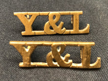 Load image into Gallery viewer, Original WW1 British Army Brass Shoulder Titles - York & Lancaster Regiment - The Militaria Shop