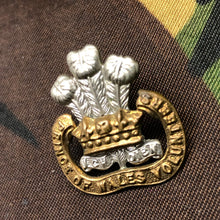 Load image into Gallery viewer, Original WW1 British Army Collar Badge - South Lancashire Regiment - The Militaria Shop