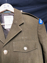 Lade das Bild in den Galerie-Viewer, British Army Grade 1 No.2 Dress Uniform Jacket - Scots Guards - Size 176/92/76 - The Militaria Shop