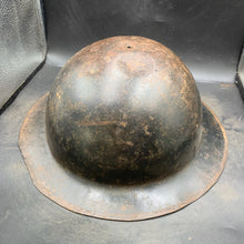 Lade das Bild in den Galerie-Viewer, Original British Army WW2 Combat Steel Helmet - The Militaria Shop