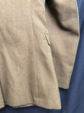 Lade das Bild in den Galerie-Viewer, British Army Grade 1 No.2 Dress Uniform Jacket - Green Howards - Size 182/100/84 - The Militaria Shop