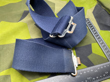 Charger l'image dans la galerie, Original British Royal Navy Blue Canvas Stable Belt - Approx 42" Waist - The Militaria Shop