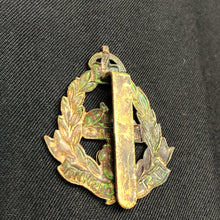 Load image into Gallery viewer, Genuine British Army Cap Badge - East Lancashire Regiment - The Militaria Shop