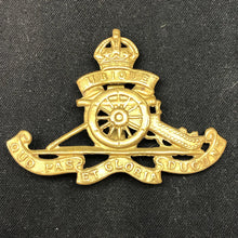 Load image into Gallery viewer, Original WW2 British Army Cap Badge - Royal Artillery - The Militaria Shop