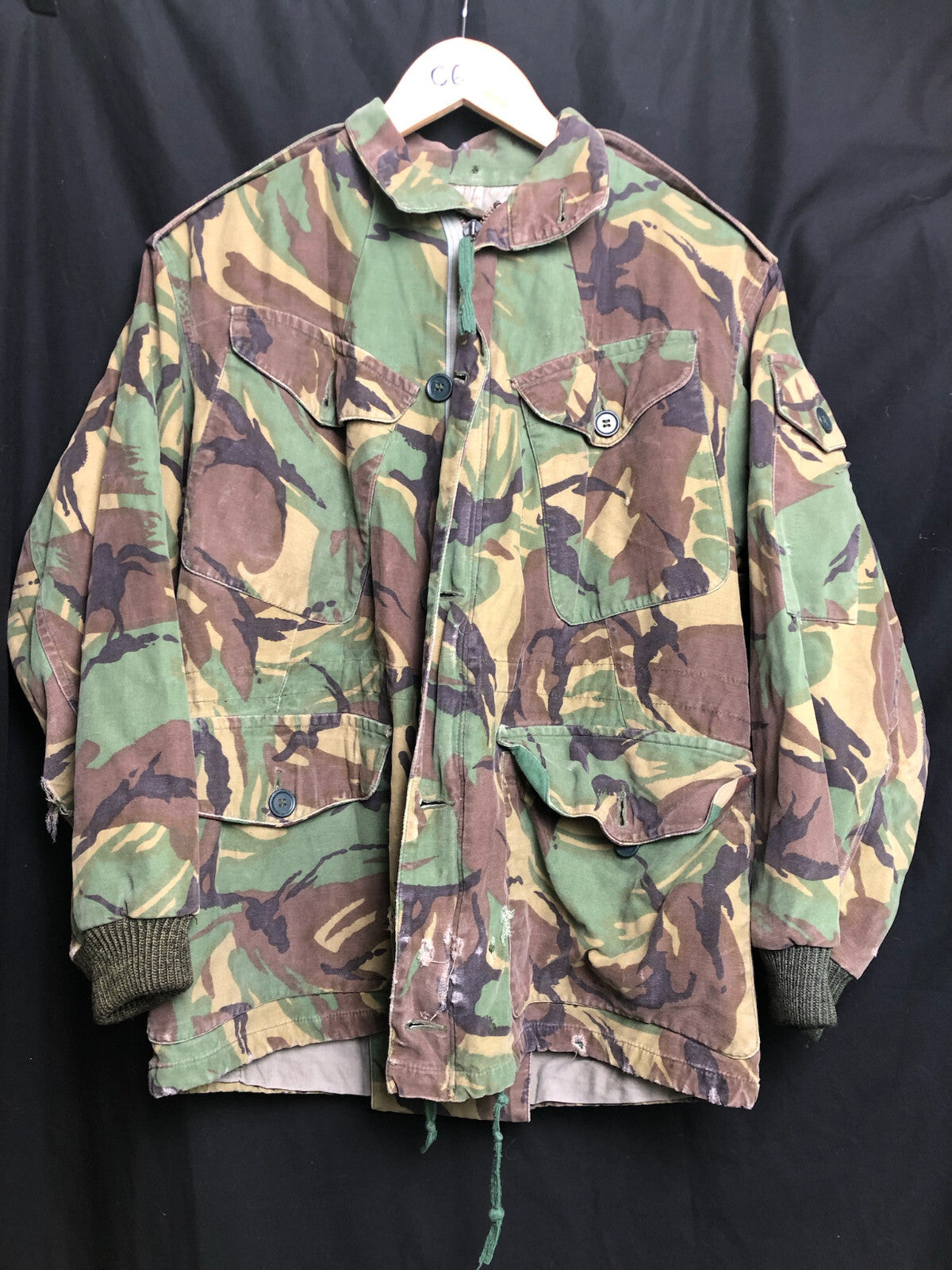 Original British Army 68 Pattern DPM Camouflaged Combat Smock Size 2 - 39" Chest - The Militaria Shop