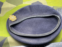Charger l'image dans la galerie, Original British Army Logistics Corps Beret with Badge - 54cm - The Militaria Shop