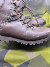 Load image into Gallery viewer, Image #4