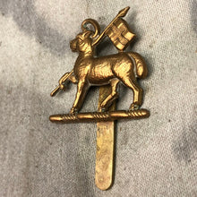 Load image into Gallery viewer, Original British Army Queen's Royal Regiment (West Surrey) Cap Badge - The Militaria Shop