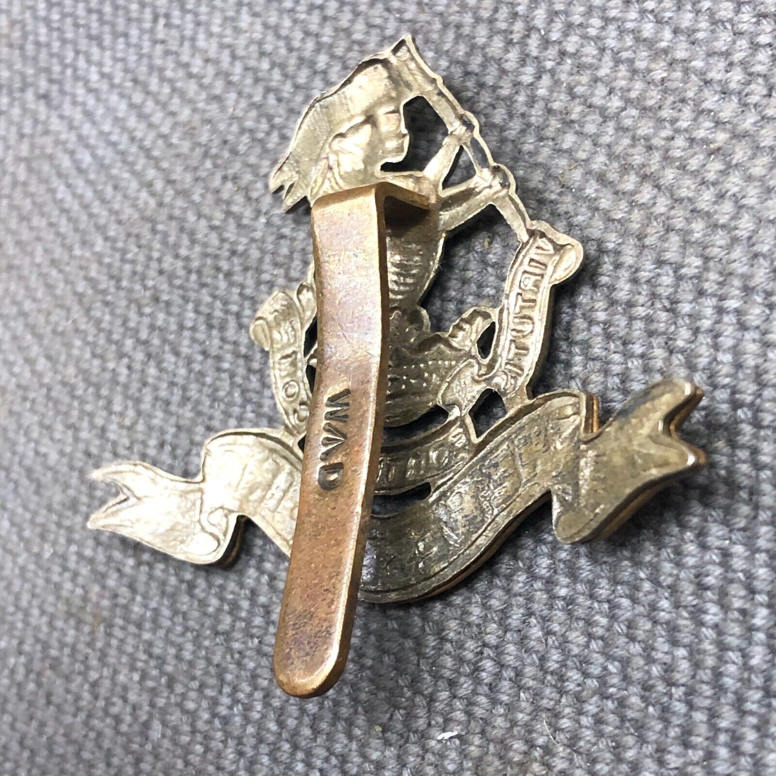 Original WW2 British Army Cap Badge - The West Riding Regiment - The Militaria Shop