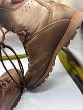 Lade das Bild in den Galerie-Viewer, Image #10