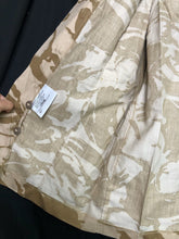 Lade das Bild in den Galerie-Viewer, Genuine NEW British Army Desert DPM Camouflaged Combat Jacket - Size 170/96 - The Militaria Shop