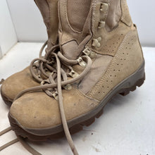 Charger l'image dans la galerie, British Army Surplus Brown/Tan Combat Boots - Meindl - Size UK 6 - The Militaria Shop