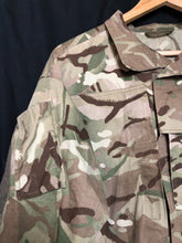 Charger l'image dans la galerie, British Army MTP Camouflaged Combat Jacket Temperate Weather - Size 170/96 - The Militaria Shop