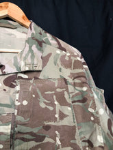 Load image into Gallery viewer, British Army MTP Camouflaged Combat Warm Weather Combat Jacket - Size 160/104 - The Militaria Shop