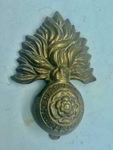 Load image into Gallery viewer, Original British Army WW1 / WW2 Royal London Fusiliers Cap Badge - The Militaria Shop