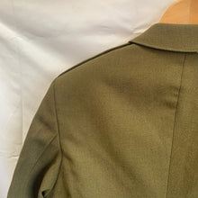 Charger l'image dans la galerie, Genuine British Army No.2 Dress Uniform Tunic Jacket - Size 182/96/80 - The Militaria Shop