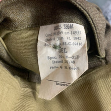 Lade das Bild in den Galerie-Viewer, Original WW2 US Army Class A Dress Jacket 1942 - Private Ryan Prop - 38" Long - The Militaria Shop