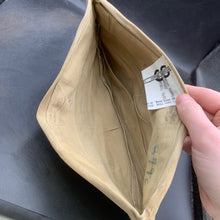 Lade das Bild in den Galerie-Viewer, Original WW2 US Army Overseas Garrison Cap - Artillery - Size 6 1/2 - 52cm - The Militaria Shop