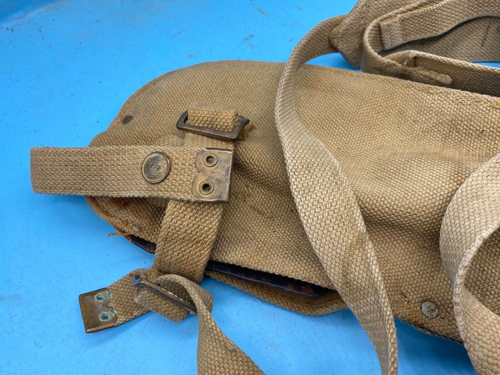 Original WW2 British Army Canvas Handle, Carrier & 1944 Dated Helve with Strap - The Militaria Shop