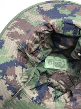 Load image into Gallery viewer, Genuine US Army Digital Jungle Camouflage Boonie Sun Hat Type II - Size 8 - The Militaria Shop