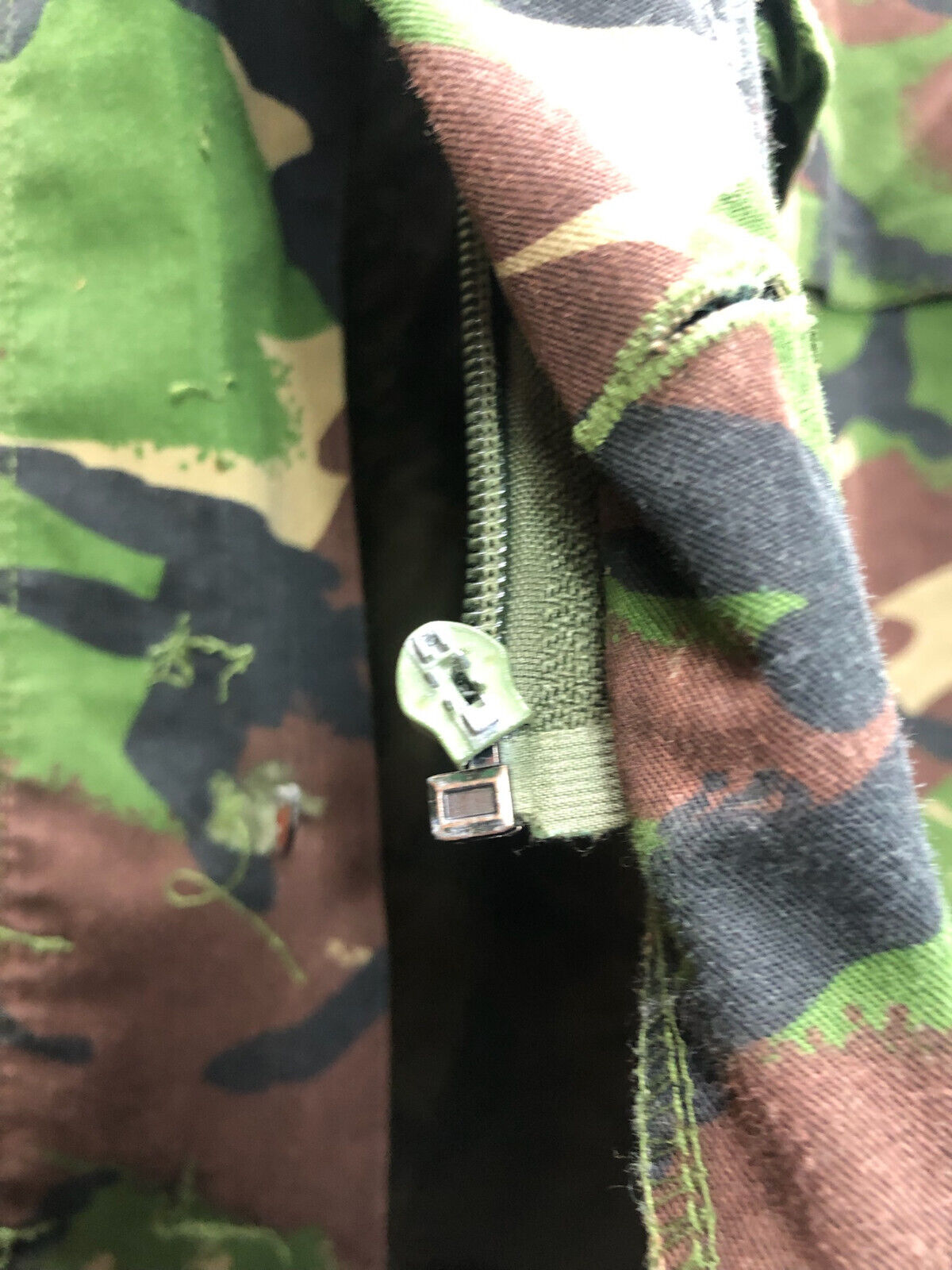 Genuine British Army DPM Camouflage Jacket - Size 180/104 - The Militaria Shop