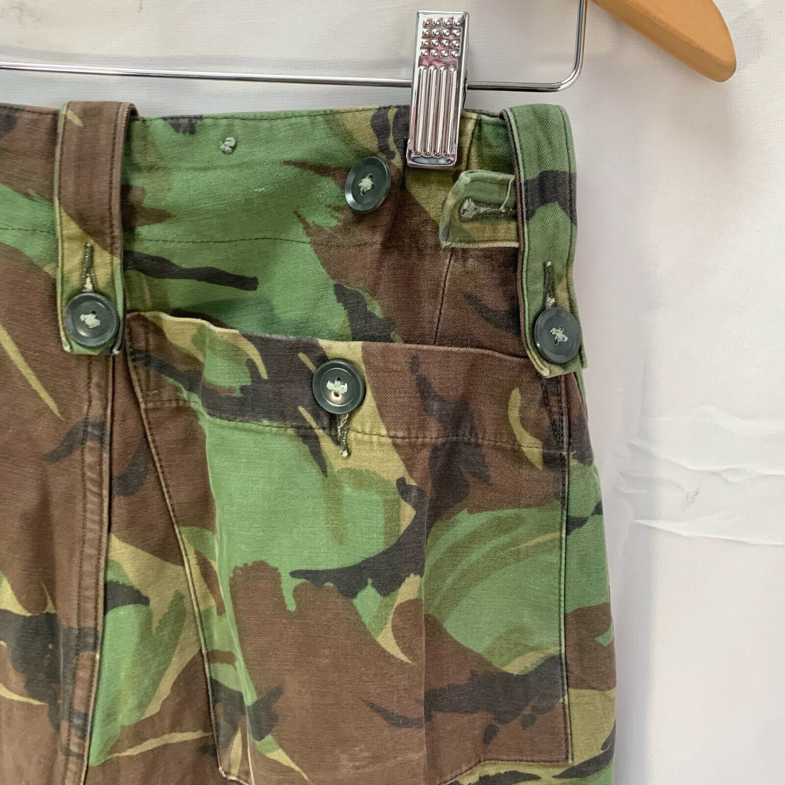 Genuine British Army 68 Pattern DPM Jungle Camouflaged Trousers - Size 28" Waist - The Militaria Shop