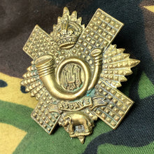 Load image into Gallery viewer, Original WW1 British Cap Badge - Highland Light Infantry - The Militaria Shop