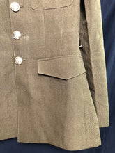 Lade das Bild in den Galerie-Viewer, British Army Grade 1 No.2 Dress Uniform Jacket - Scots Guards - Size 176/92/76 - The Militaria Shop