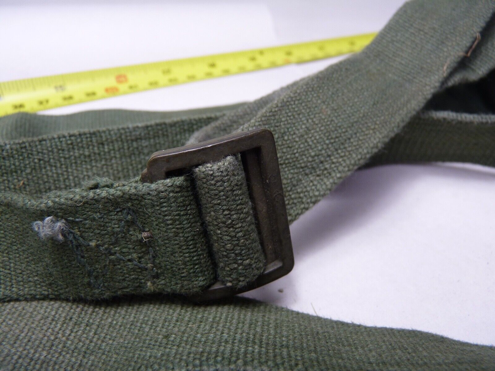 Original WW2 British Army 44 Pattern Shoulder / Extended Equipment Strap - 1945 - The Militaria Shop