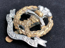 Load image into Gallery viewer, Original WW2 British Army Middlesex Regiment Cap Badge - The Militaria Shop