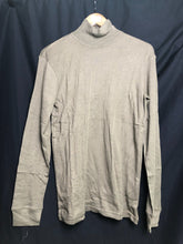 Load image into Gallery viewer, Genuine NEW British Army Undershirt FR Light Olive for Air Crew - Size 170/100 - The Militaria Shop