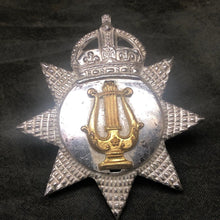 Load image into Gallery viewer, Original WW2 British Army Cap Badge - Bandsman - The Militaria Shop