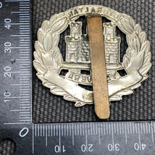 Load image into Gallery viewer, Original WW2 British Army Cap Badge - West Yorkshire Regiment - The Militaria Shop