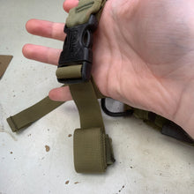 Charger l'image dans la galerie, Genuine British Army DPM Camouflaged Individual Hydration System - The Militaria Shop