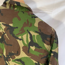 Load image into Gallery viewer, Genuine British Army Surplus DPM Camouflaged Jacket - 34" Chest - The Militaria Shop