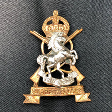 Load image into Gallery viewer, Original WW1 British Army Regimental Cap Badge - London Yeomanry Sharpshooters - The Militaria Shop