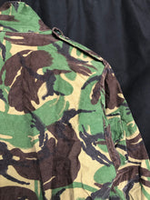 Charger l'image dans la galerie, Genuine Army Surplus British DPM Camouflaged Combat Smock Jacket - Size 180/88 - The Militaria Shop