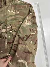 Charger l'image dans la galerie, Surplus British Army MTP Smock Combat Windproof -Size 160/96 - The Militaria Shop