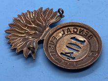 Load image into Gallery viewer, British Army / Indian Army Victorian 104th Bengal Fusiliers Glengarry Badge - The Militaria Shop