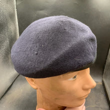 Lade das Bild in den Galerie-Viewer, Genuine British Army Forces All Regiment Wool Beret - Size 55 - The Militaria Shop