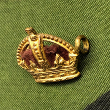 Lade das Bild in den Galerie-Viewer, Original WW1/WW2 British Army Rank Crown - The Militaria Shop