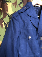 Load image into Gallery viewer, US Army / Marines Blue Jacket - Size 35" Short - The Militaria Shop