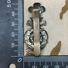 Charger l'image dans la galerie, Original WW1 British Army Regimental Cap Badge - Yorkshire Hussars - The Militaria Shop